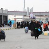 گردشگران عراقی هنگام ورود به ایران